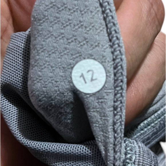 EUC Lululemon Gray and Pink Sport Bra Size 12 - Picture 3 of 3